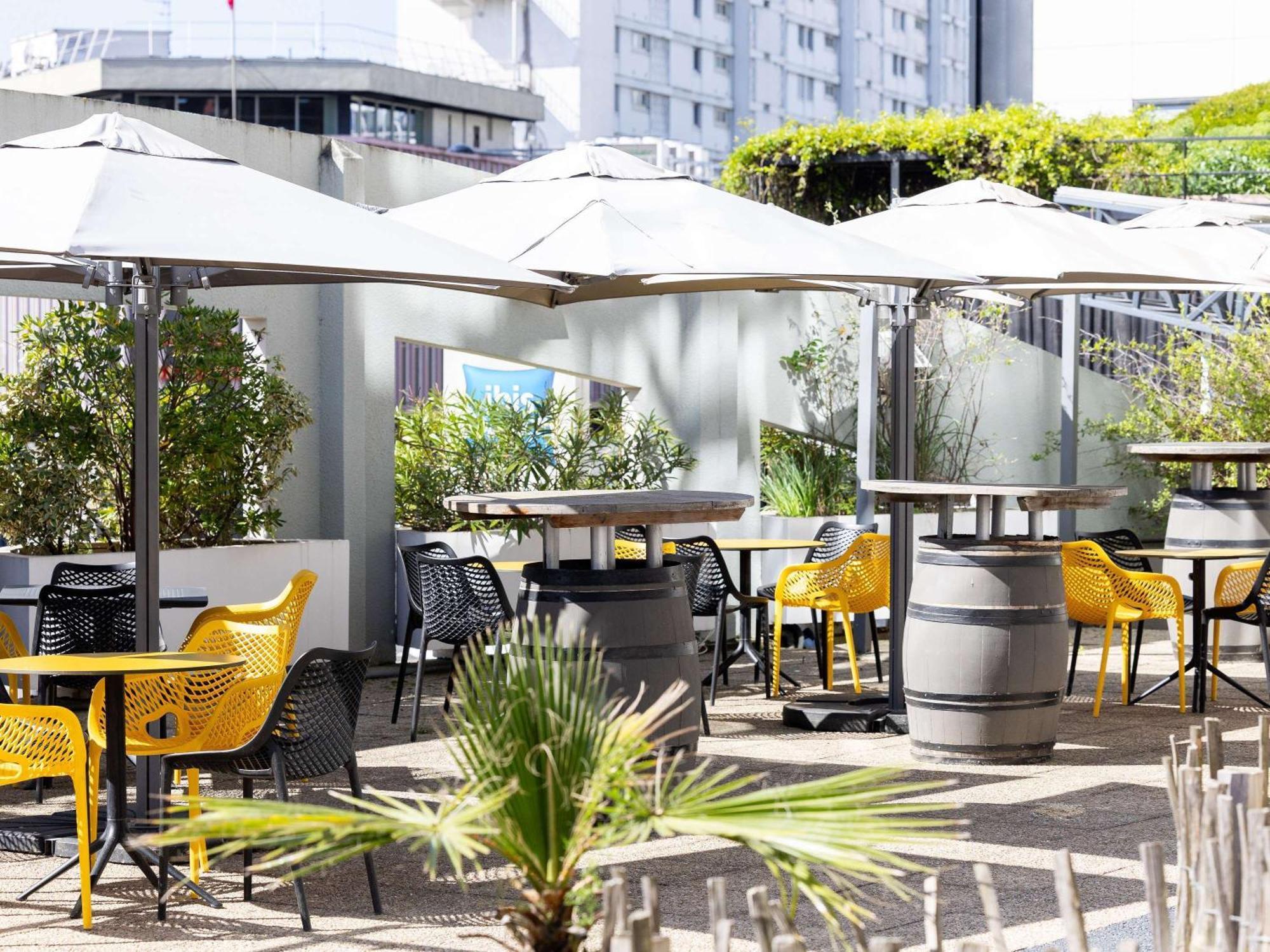ไอบิส บอร์โดซ์ ซองทร์ เมอเรียเดค Hotel ภายนอก รูปภาพ